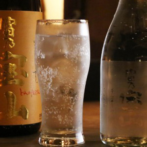 ダイニングバー：ぬくぬく家 牛島 啓太