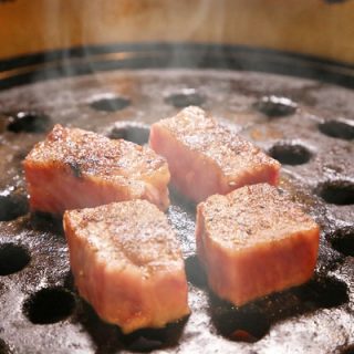 人気焼肉店：万両 西村 剛